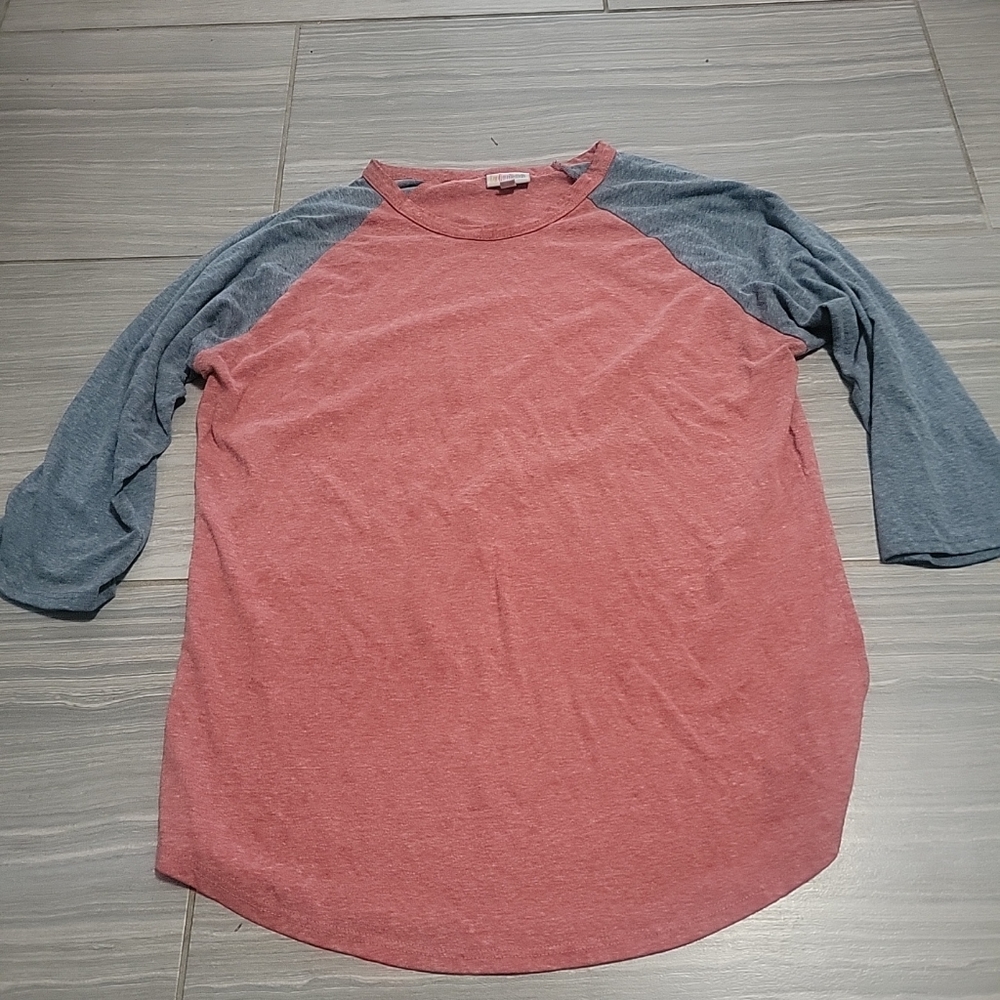 Women's LuLaRoe XL shirt